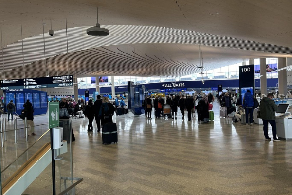 More passengers travel through Finnish airports in January More passengers travel through Finnish airports in January